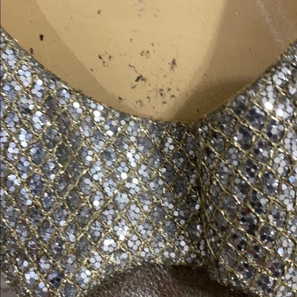 Shoes - Picture 5 of 5